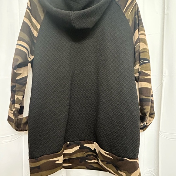 Love in Faith Camouflage Hoodie - Picture 5 of 6